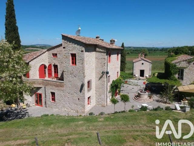 Villa Indipendente in vendita a Colle Di Val D'elsa, Toscana