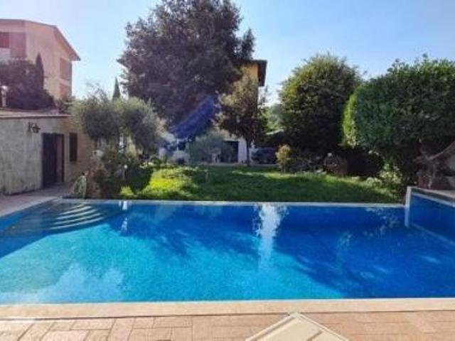 Villa Indipendente in vendita a Colle Di Val D'elsa, Toscana