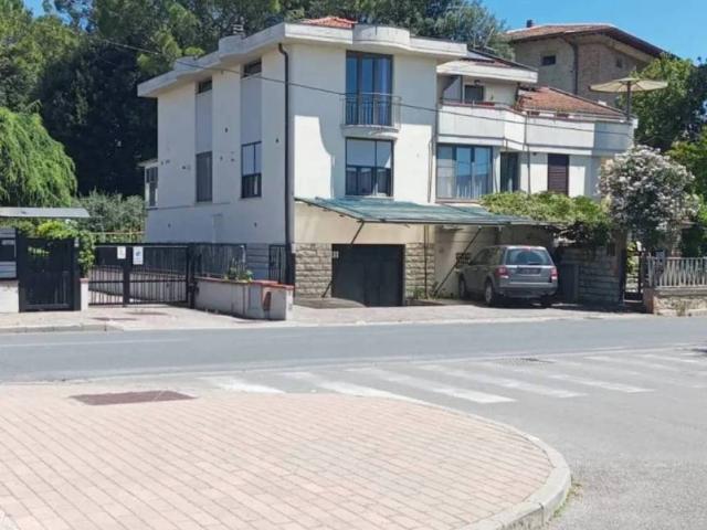 Villa Indipendente in vendita a Le Grazie, Colle Di Val D'elsa