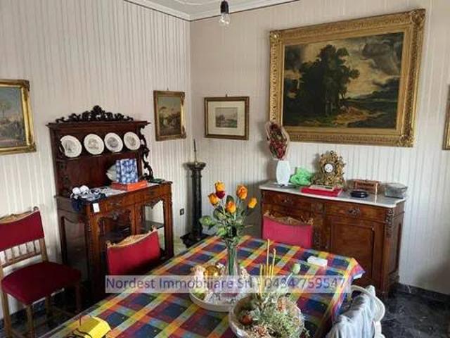 Villa Indipendente in vendita a Colle Umberto, Veneto