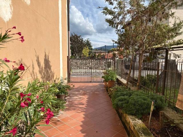Villa Indipendente in vendita a Collebeato, Lombardia