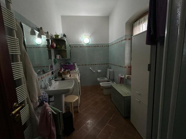 Villa Indipendente in vendita a Collecchio, Reggio Emilia