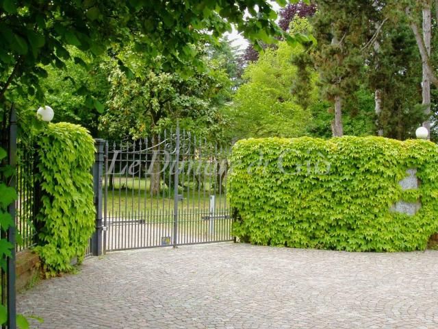 Villa Indipendente in vendita a Collecchio, Reggio Emilia