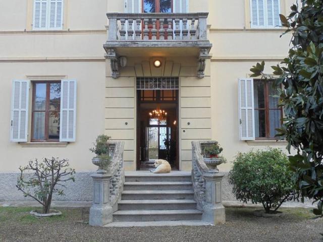 Villa Indipendente in vendita a Collecchio, Reggio Emilia