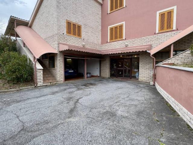 Villa Indipendente in vendita a Quarto Chilometro, Roma Capitale