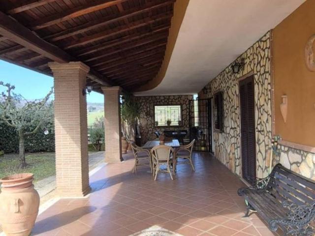 Villa Indipendente in vendita a Roma Capitale, Lazio