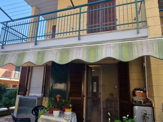 Villa Indipendente in vendita a Leumann, Piemonte