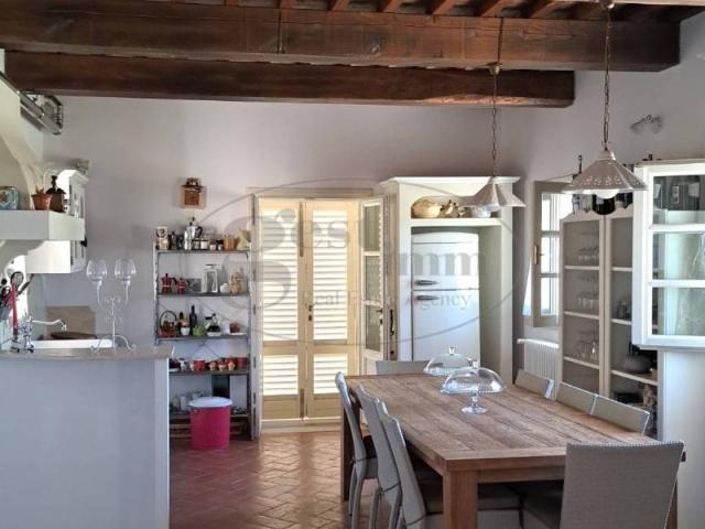 Villa Indipendente in vendita a Colognole, Collesalvetti