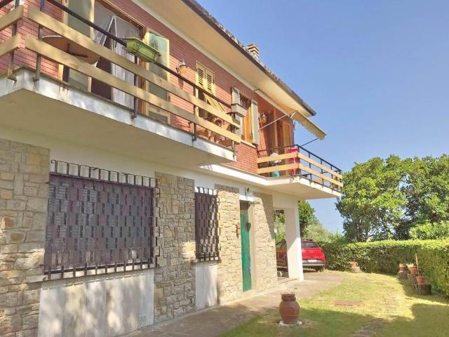 Villa Indipendente in vendita a Collesalvetti, Toscana