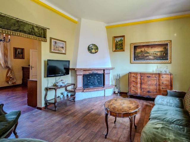 Villa Indipendente in vendita a Guasticce, Collesalvetti
