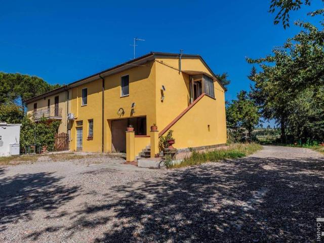 Villa Indipendente in vendita a Collesalvetti, Toscana