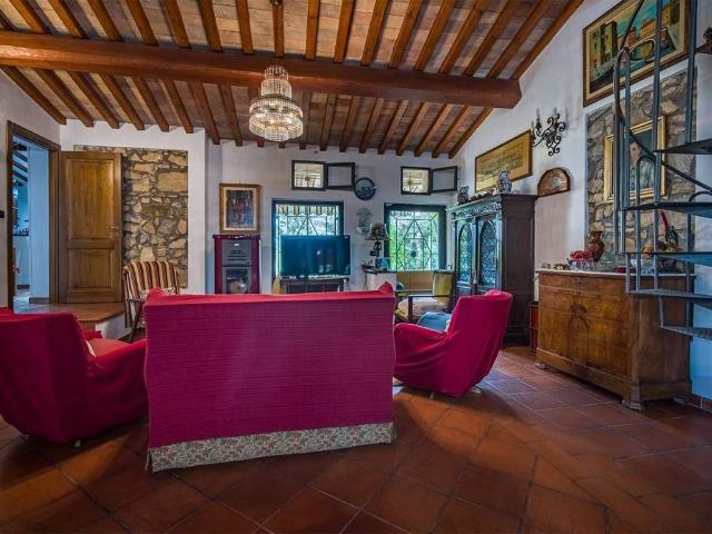 Villa Indipendente in vendita a Pietreto, Collesalvetti