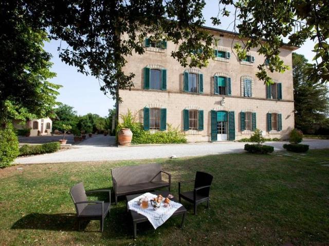 Villa Indipendente in vendita a Collesalvetti, Toscana