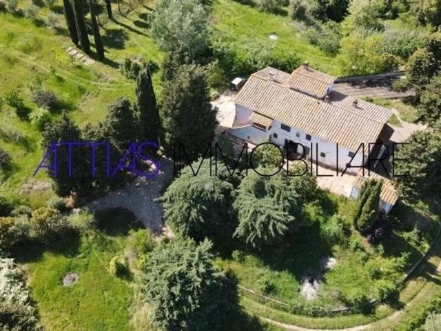 Villa Indipendente in vendita a Colognole, Collesalvetti