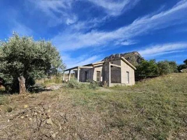 Villa Indipendente in vendita a Collesano, Sicilia