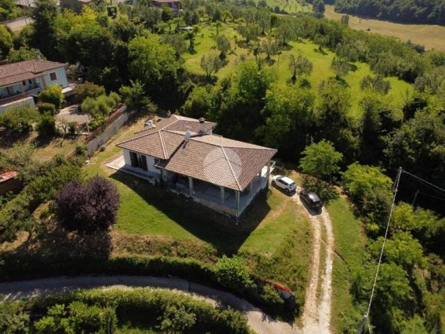 Villa Indipendente in vendita a Collevecchio, Lazio