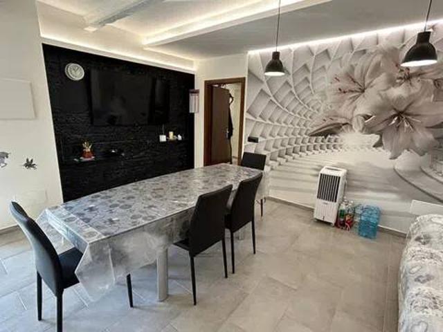 Villa Indipendente in vendita a Colli al Metauro, Marche