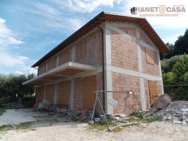 Villa Indipendente in vendita a Marche, Ascoli Piceno