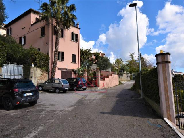 Villa Indipendente in vendita a Marche, Ascoli Piceno
