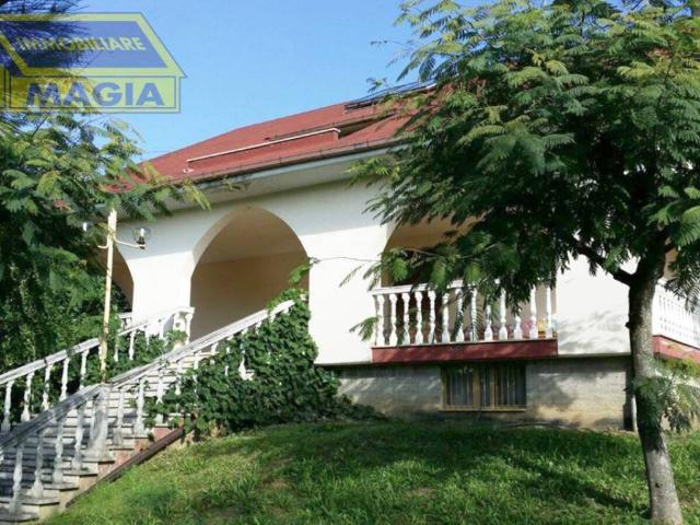 Villa Indipendente in vendita a Marche, Ascoli Piceno
