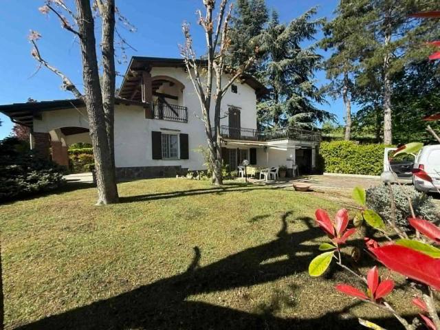 Villa Indipendente in vendita a Colli Verdi, Bivio Carmine