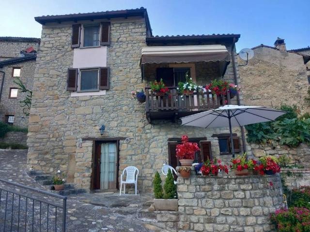 Villa Indipendente in vendita a Colli Verdi, Calghera