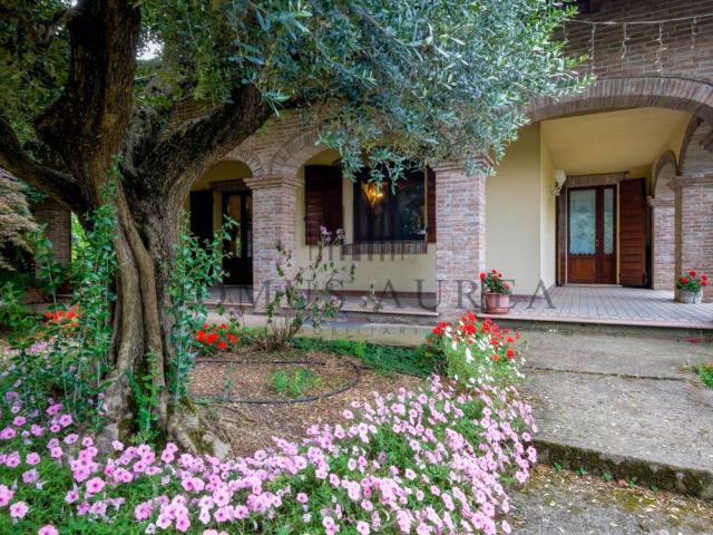 Villa Indipendente in vendita a Cologna Veneta, Veneto