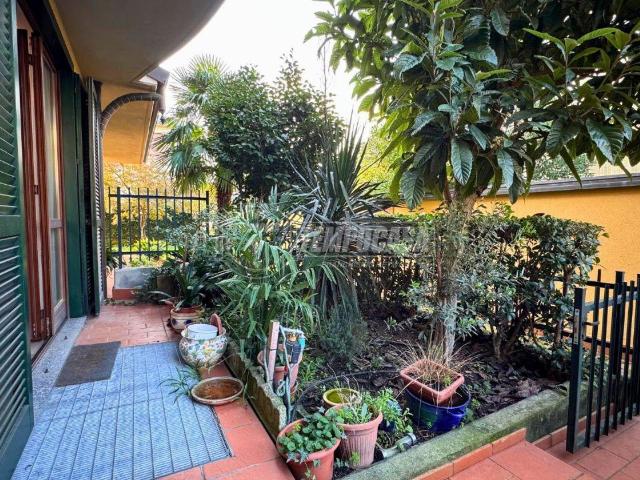 Villa Indipendente in vendita a Cologno Monzese, San Giuliano Monzese