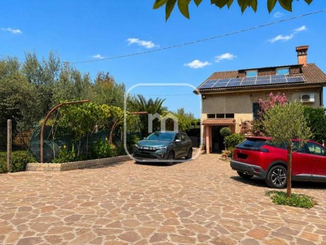 Villa Indipendente in vendita a Roma Capitale, Lazio