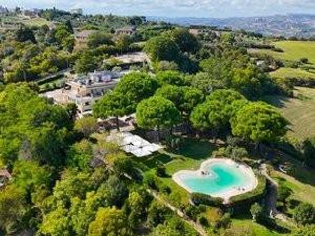 Villa Indipendente in vendita a Unione dei Comuni della Val Vibrata, Colonnella