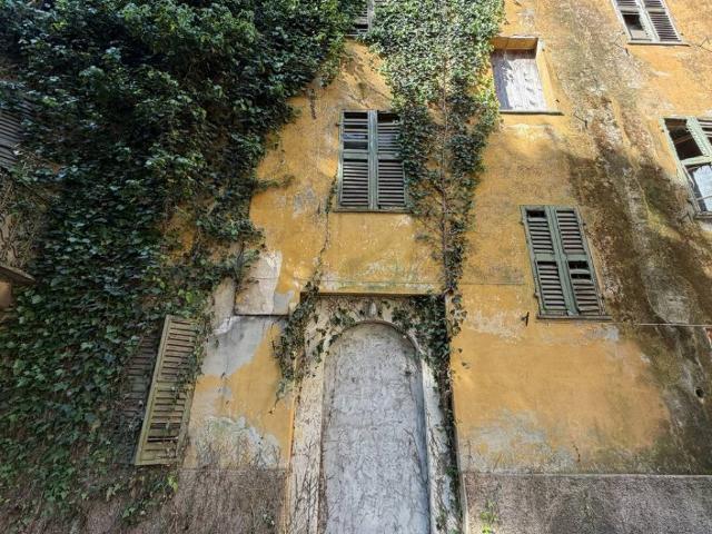 Villa Indipendente in vendita a Colorno, Reggio Emilia