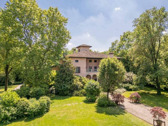 Villa Indipendente in vendita a Colorno, Reggio Emilia