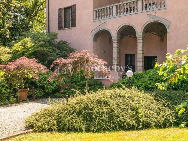 Villa Indipendente in vendita a Colorno, Parma
