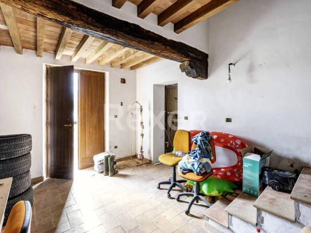 Villa Indipendente in vendita a Colorno, Reggio Emilia