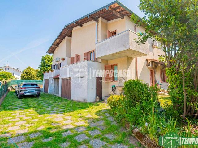 Villa Indipendente in vendita a Colturano, Lombardia