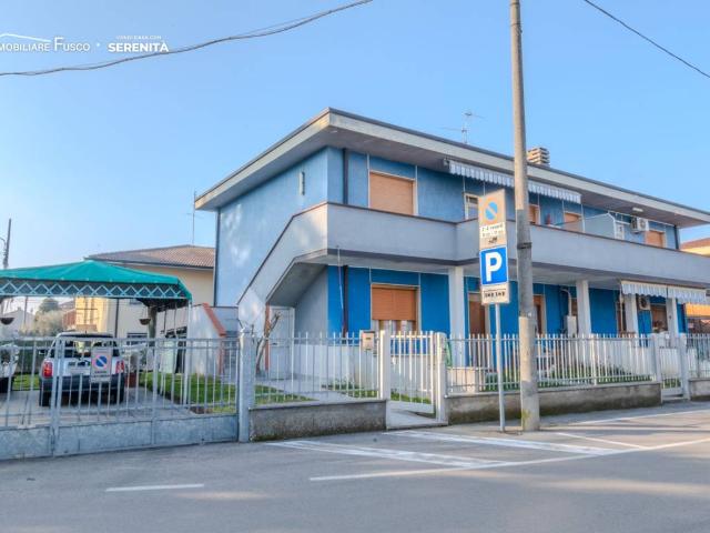 Villa Indipendente in vendita a Colturano, Lombardia