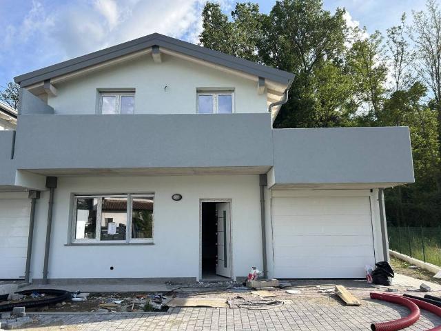 Villa Indipendente in vendita a Gironico Al Piano, Lombardia