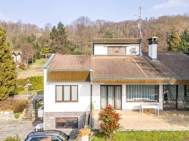 Villa Indipendente in vendita a Gironico Al Piano, Lombardia