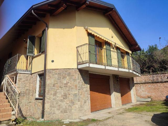 Villa Indipendente in vendita a Gironico Al Piano, Lombardia