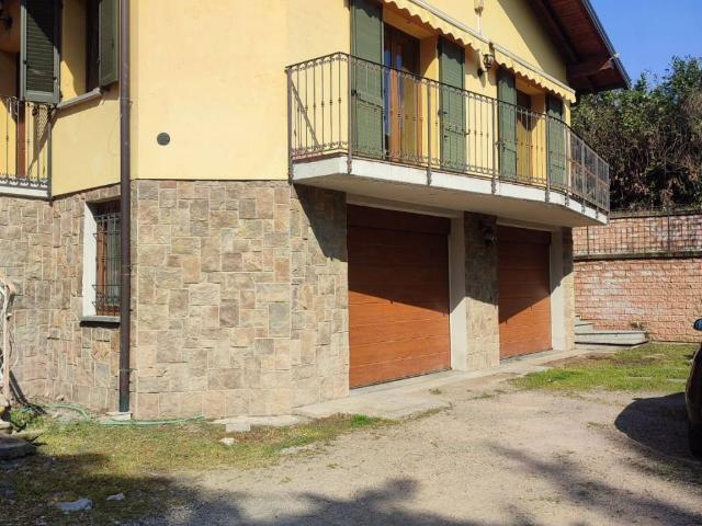 Villa Indipendente in vendita a Gironico Al Piano, Lombardia
