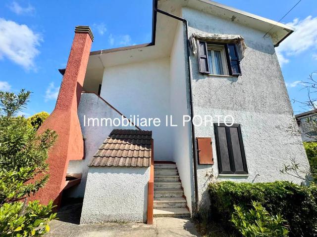 Villa Indipendente in vendita a Lido degli Scacchi, Comacchio