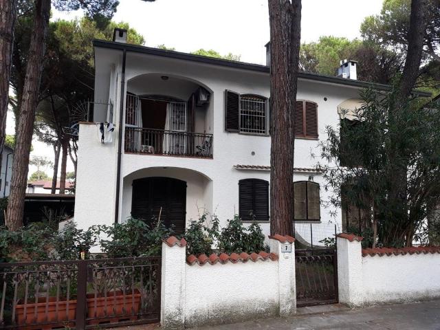 Villa Indipendente in vendita a Comacchio, Reggio Emilia