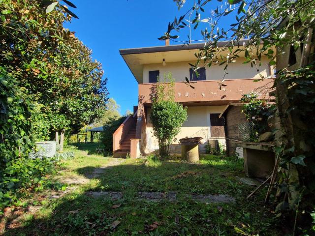 Villa Indipendente in vendita a Lido degli Scacchi, Comacchio