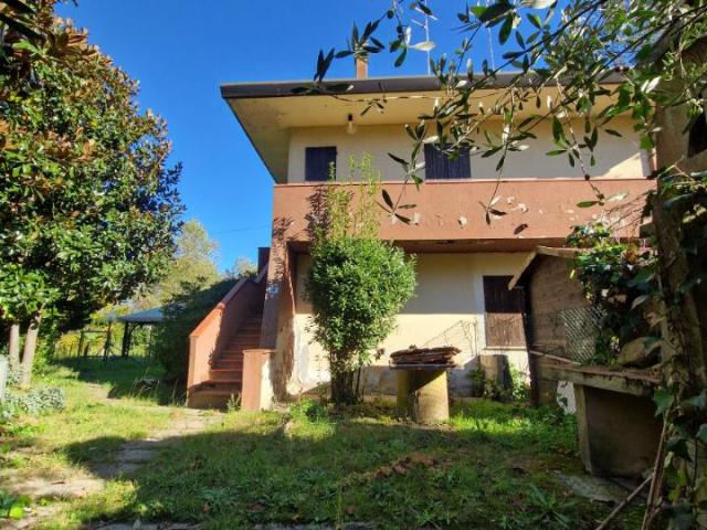 Villa Indipendente in vendita a Lido degli Scacchi, Comacchio