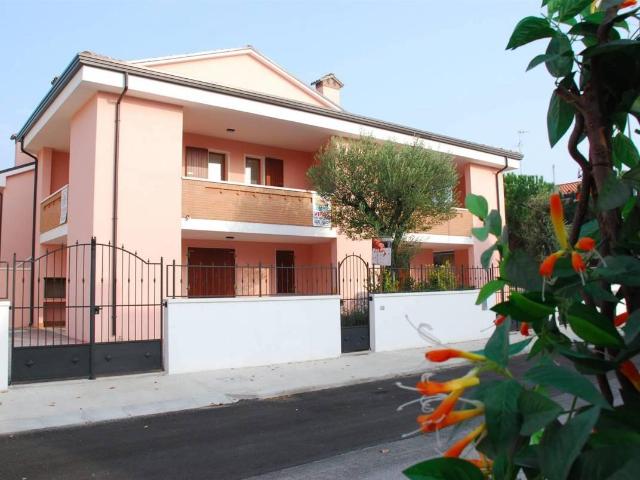 Villa Indipendente in vendita a Comacchio, Reggio Emilia