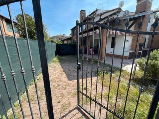 Villa Indipendente in vendita a Lido delle Nazioni, Comacchio