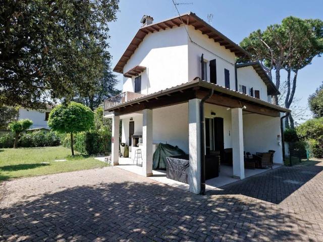 Villa Indipendente in vendita a Quartiere Le Valli, Comacchio