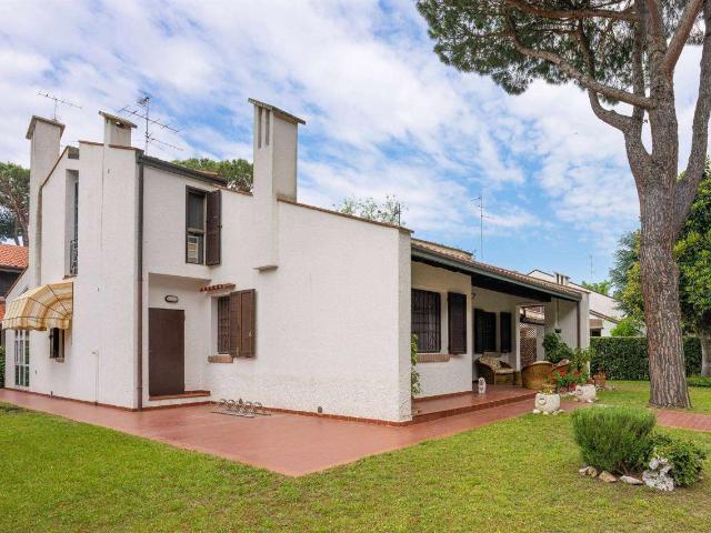 Villa Indipendente in vendita a Comacchio, Reggio Emilia