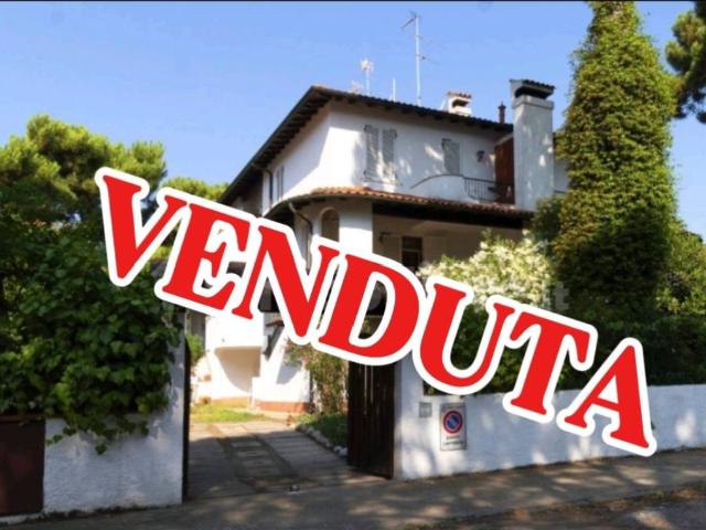 Villa Indipendente in vendita a Comacchio, Reggio Emilia