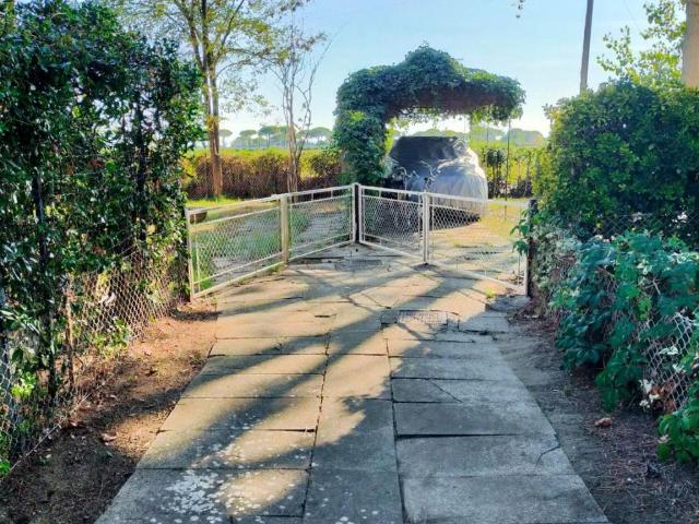 Villa Indipendente in vendita a Lido di Spina, Comacchio